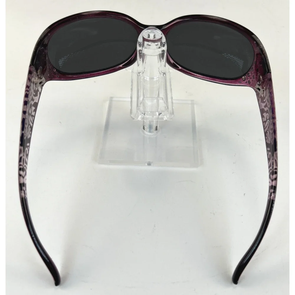 Unbranded polarized women